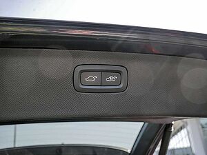 Volvo  2.0 Plus Bright AWD FACEL. STANDHZ LED