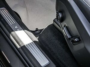 Volvo  2.0 Plus Bright AWD FACEL. STANDHZ LED