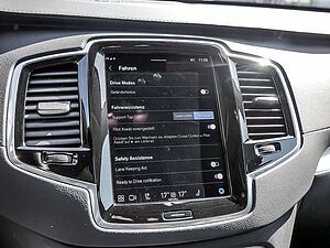 Volvo  2.0 Plus Bright AWD FACEL. STANDHZ LED