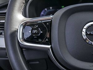 Volvo  2.0 Plus Bright AWD FACEL. STANDHZ LED