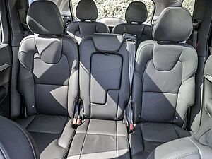 Volvo  2.0 Plus Bright AWD FACEL. STANDHZ LED