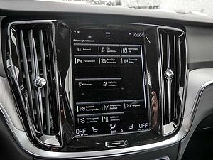 Volvo  B4 R-Design KLIMA PDC SHZ KAMERA NAVI LED