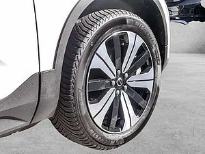 Volvo  Core Recharge Pure Electric AWD SHZ LED