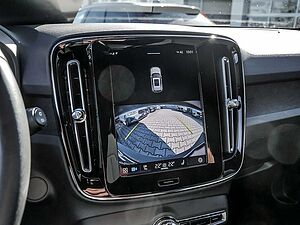 Volvo  Core Recharge Pure Electric AWD SHZ LED