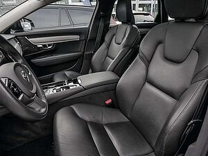 Volvo  Recharge T6 AWD R-Design Expression Plug-