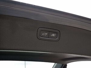 Volvo  T8 Plus Dark Recharge Plug-In Hybrid AWD
