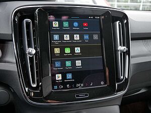 Volvo  Ultimate Recharge Pure Electric 2WD LED