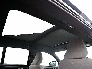 Volvo  Ultimate Recharge Pure Electric 2WD LED