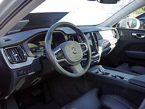 Volvo  T8 Recharge Inscription AHK STANDHZ LED