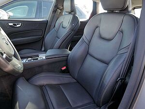 Volvo  T8 Recharge Inscription AHK STANDHZ LED