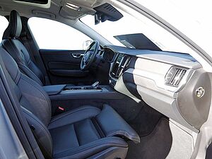 Volvo  T8 Recharge Inscription AHK STANDHZ LED