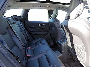 Volvo  T8 Recharge Inscription AHK STANDHZ LED