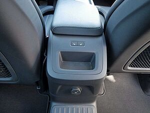 Volvo  T8 Recharge Inscription AHK STANDHZ LED