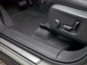 Volvo  T5 Plus Bright Recharge Plug-In Hybrid