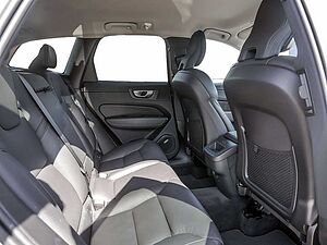 Volvo  B4 Plus Dark AWD