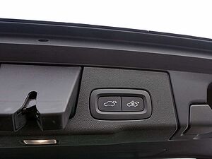 Volvo  B5 AWD R-Design EURO 6d HUD FACEL. LED