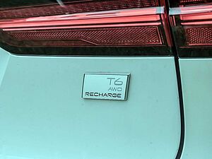 Volvo  Kombi T6 Core Recharge Plug-In Hybrid AWD