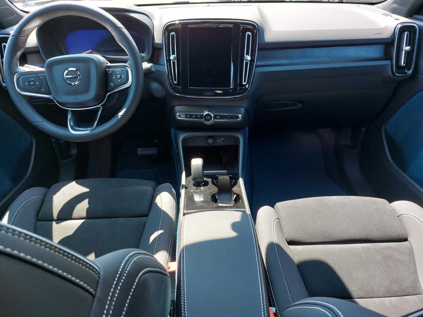Volvo  19'