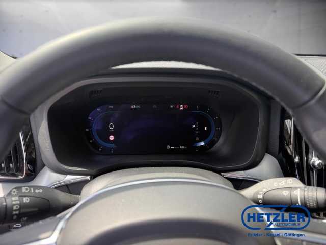 Volvo  XC60 Momentum, B4 Mild-Hybrid Diesel