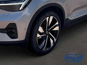 Volvo  XC40 Plus, B4 Mild-Hybrid, Benzin, Dark