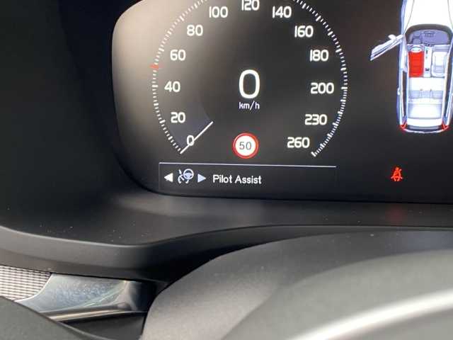 Volvo  V60 Recharge R-Design, T6 AWD Plug-in Hybrid
