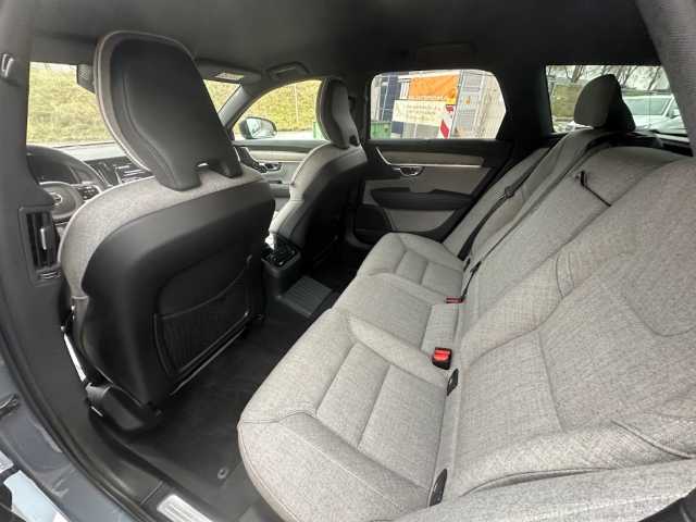 Volvo  V90 Recharge Plus, T6 AWD Plug-in Hybrid, Elektrisch/Benzin, Dark