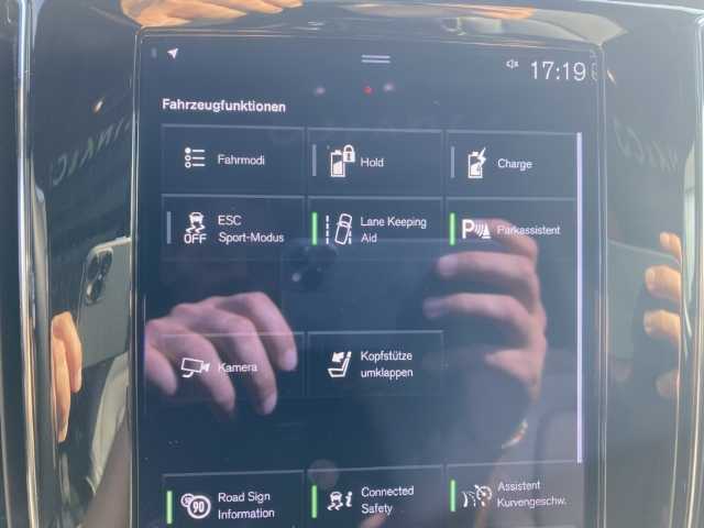 Volvo  V60 Recharge R-Design, T6 AWD Plug-in Hybrid
