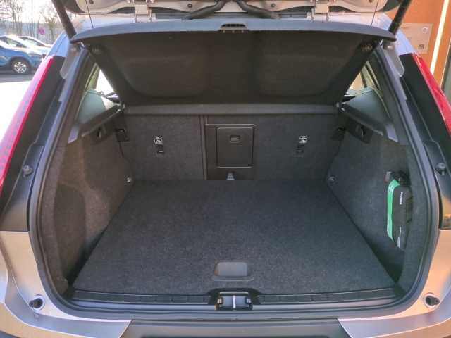 Volvo  XC40 Recharge Core, T4 Plug-in Hybrid, Elektrisch/Benzin, Bright