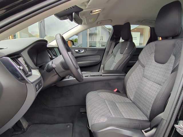 Volvo  XC60 Momentum Pro, B5 AWD Mild-Hybrid Diesel