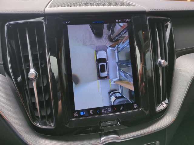 Volvo  XC60 Recharge R-Design, T8 AWD Plug-in Hybrid