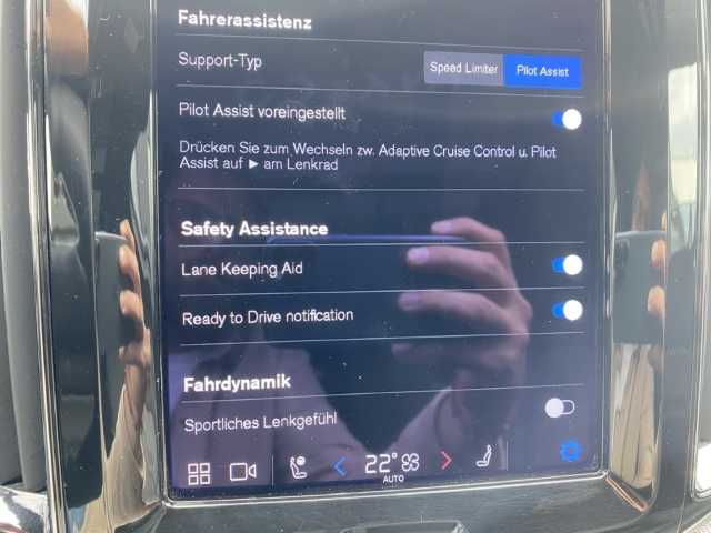 Volvo  XC60 Recharge R-Design, T8 AWD Plug-in Hybrid