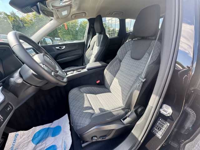 Volvo  XC60 Momentum Pro, B4 Mild-Hybrid Diesel