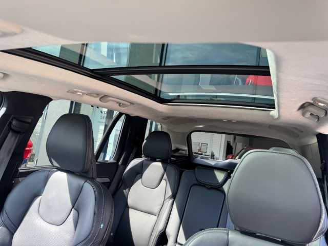 Volvo  XC90 Recharge Ultimate, T8 AWD Plug-in Hybrid, Elektrisch/Benzin, Dark, 7 Sitze