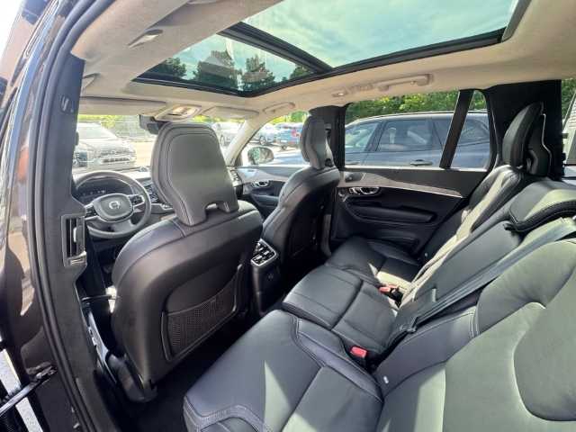 Volvo  XC90 Recharge Ultimate, T8 AWD Plug-in Hybrid, Elektrisch/Benzin, Dark, 7 Sitze