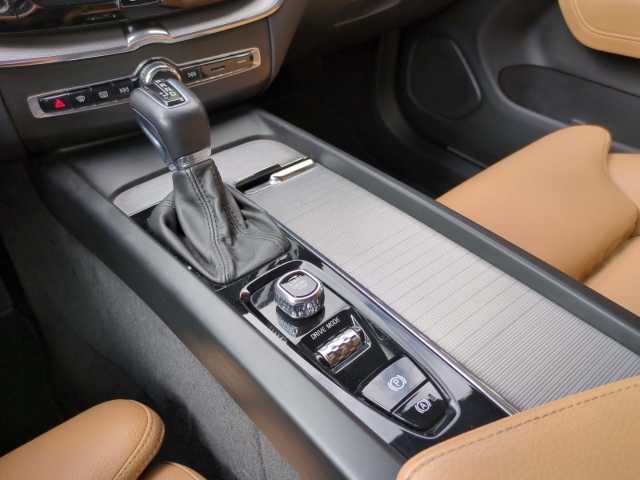 Volvo  XC60 D4 Automatikgetriebe (140kW/190PS) Inscription