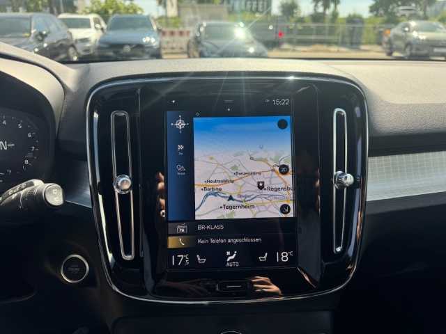 Volvo  XC40 Momentum Pro, T3 Schaltgetriebe