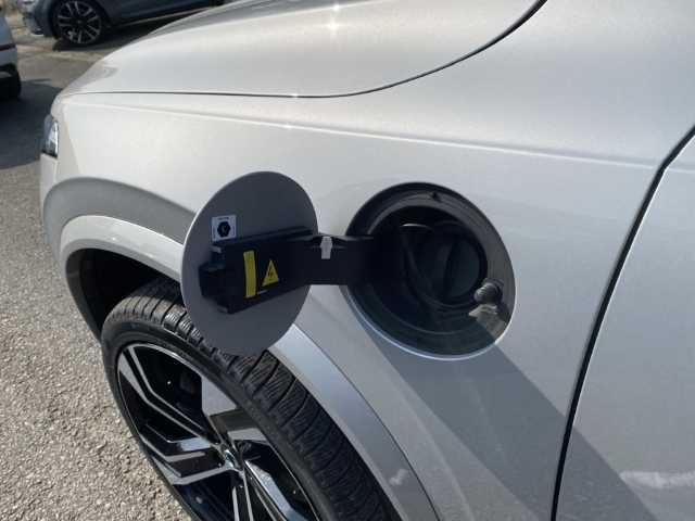 Volvo  XC90 Recharge Ultimate, T8 AWD Plug-in Hybrid, Elektrisch/Benzin, Dark, 7 Sitze