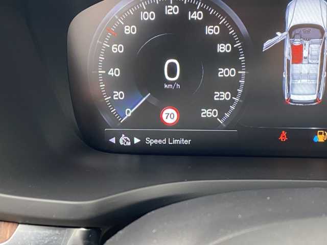 Volvo  V60 Cross Country Pro, B4 Mild-Hybrid Diesel AWD