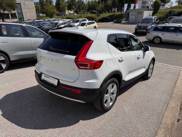Volvo  XC40 Momentum Pro, T3 Automatikgetriebe