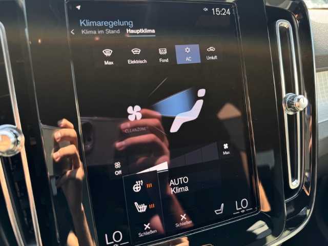 Volvo  XC40 Momentum Pro, T3 Automatikgetriebe