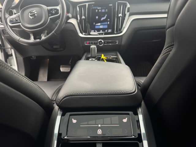 Volvo  S60 R-Design, B5 Mild-Hybrid Benzin