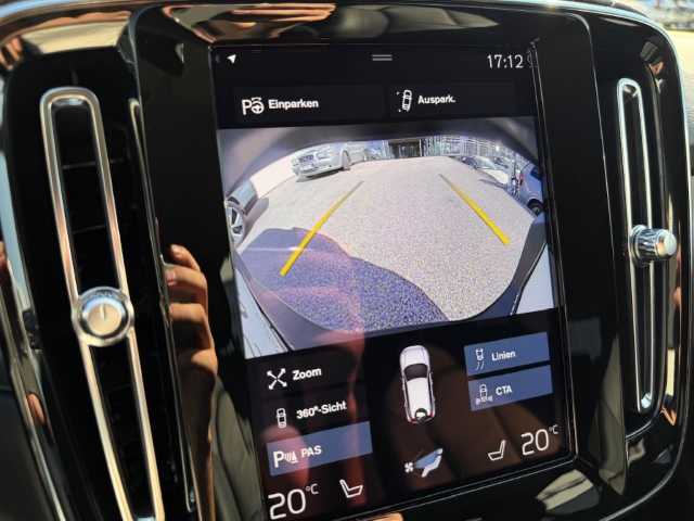 Volvo  XC40 Recharge Plus, T5 Plug-in Hybrid, Elektrisch/Benzin, Dark