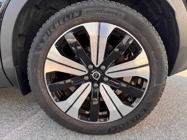 Volvo  XC40 Recharge Plus, T5 Plug-in Hybrid, Elektrisch/Benzin, Dark