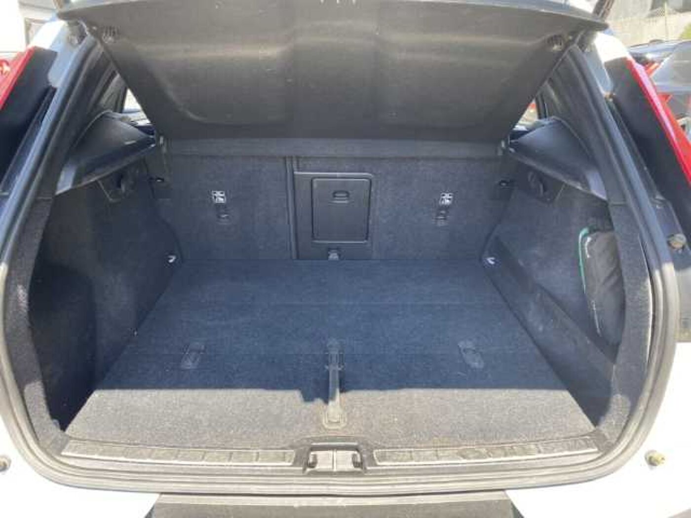 Volvo  XC40 Inscription, D4 AWD