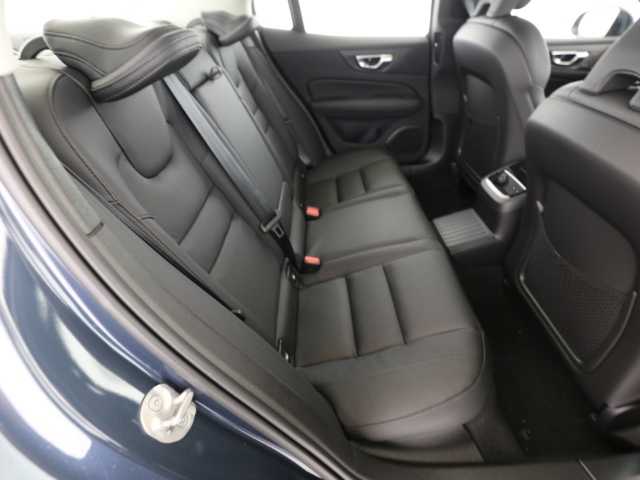 Volvo  S60 Recharge Ultimate, T8 AWD Plug-in Hybrid, Elektrisch/Benzin, Dark