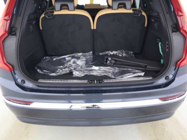 Volvo  XC90 Plus, T8 AWD Plug-in Hybrid, Elektrisch/Benzin, Bright, 7 Sitze
