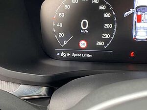 Volvo  V60 Recharge R-Design, T6 AWD Plug-in Hybrid