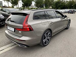 Volvo  V60 Recharge R-Design, T6 AWD Plug-in Hybrid