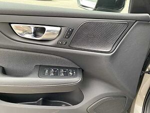 Volvo  V60 Recharge R-Design, T6 AWD Plug-in Hybrid