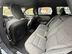 Volvo  V90 Recharge Plus, T6 AWD Plug-in Hybrid, Elektrisch/Benzin, Dark